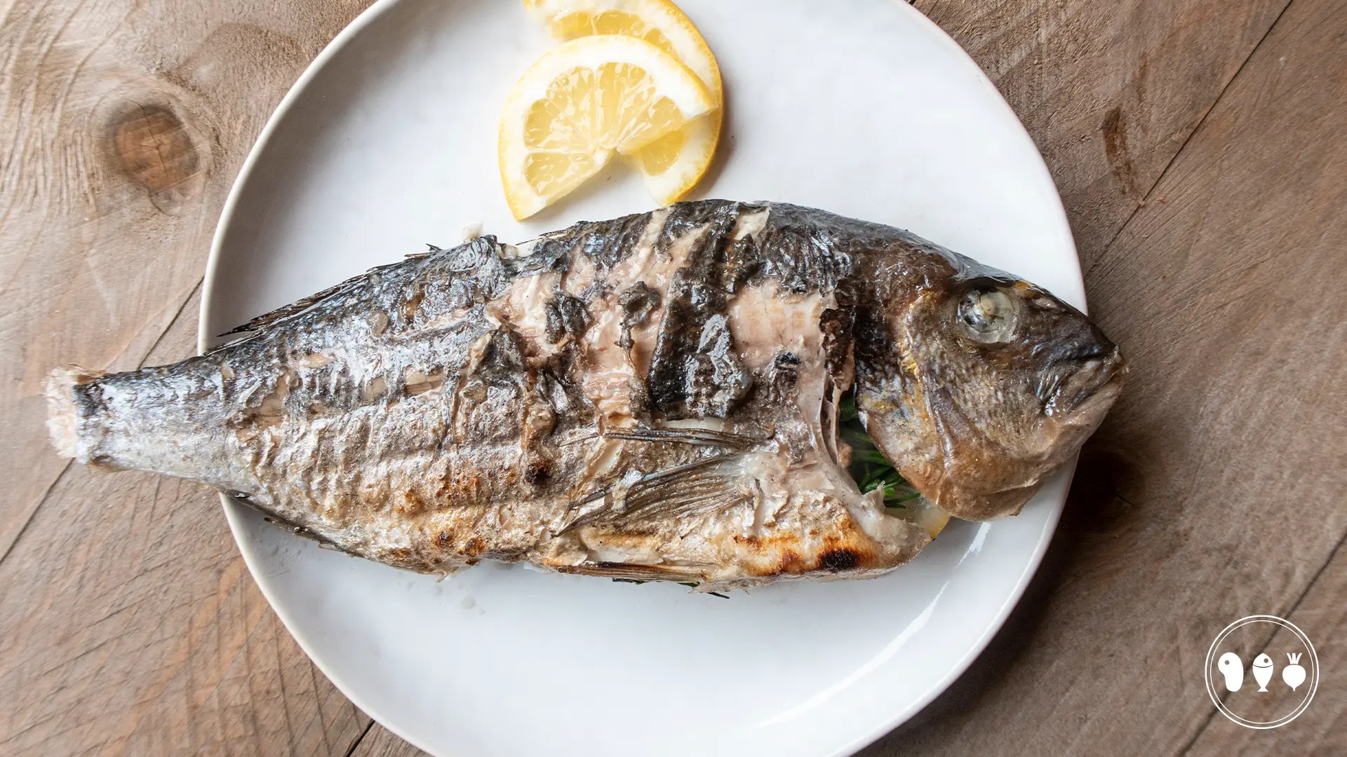 Recept-hele-dorade-met-verse-kruiden